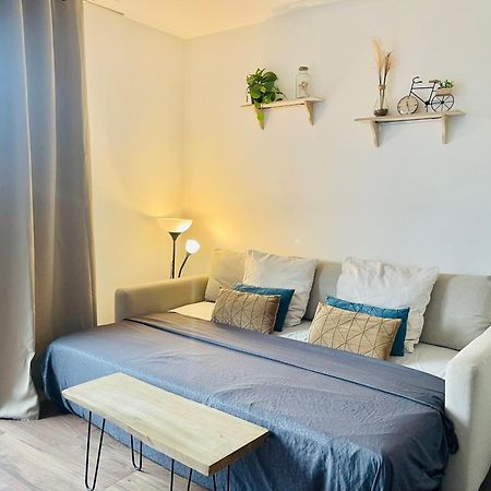 Appartement T2 Ideal Pour Familles Ou Sejour D Affaire อาร์ฌ็องเตย ภายนอก รูปภาพ