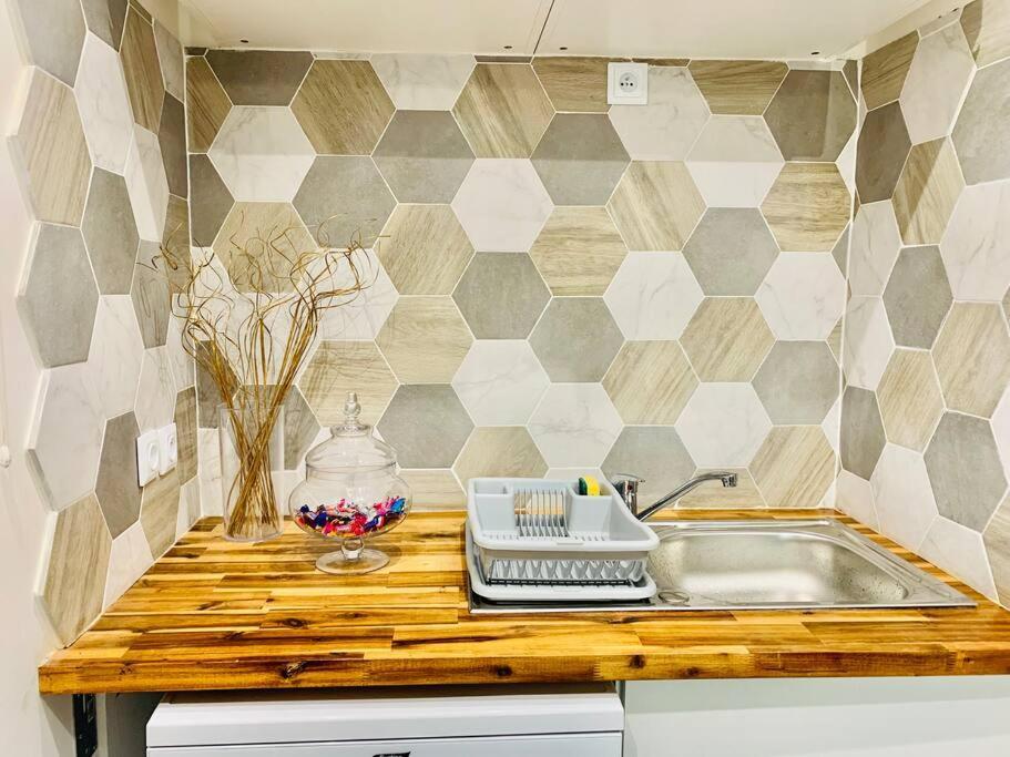 Appartement T2 Ideal Pour Familles Ou Sejour D Affaire อาร์ฌ็องเตย ภายนอก รูปภาพ