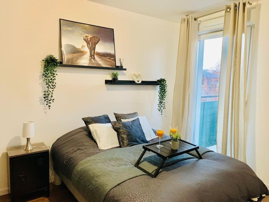 Appartement T2 Ideal Pour Familles Ou Sejour D Affaire อาร์ฌ็องเตย ภายนอก รูปภาพ