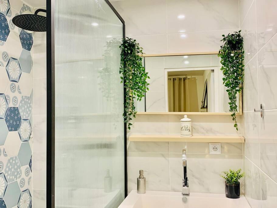 Appartement T2 Ideal Pour Familles Ou Sejour D Affaire อาร์ฌ็องเตย ภายนอก รูปภาพ