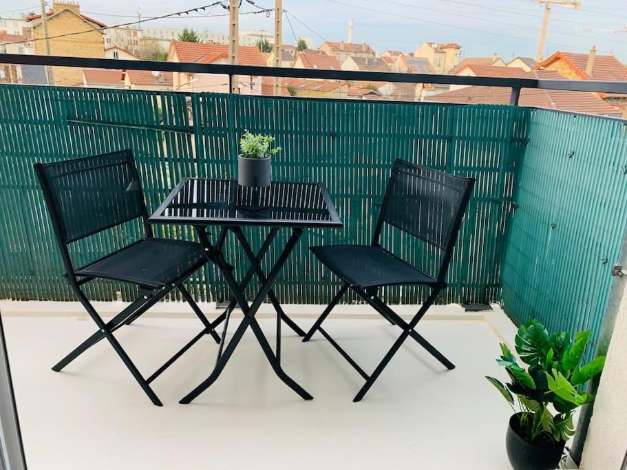 Appartement T2 Ideal Pour Familles Ou Sejour D Affaire อาร์ฌ็องเตย ภายนอก รูปภาพ
