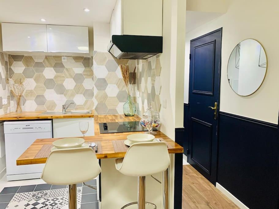 Appartement T2 Ideal Pour Familles Ou Sejour D Affaire อาร์ฌ็องเตย ภายนอก รูปภาพ