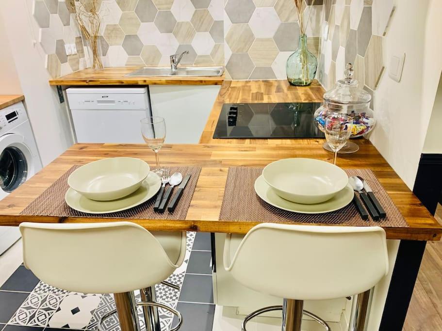 Appartement T2 Ideal Pour Familles Ou Sejour D Affaire อาร์ฌ็องเตย ภายนอก รูปภาพ
