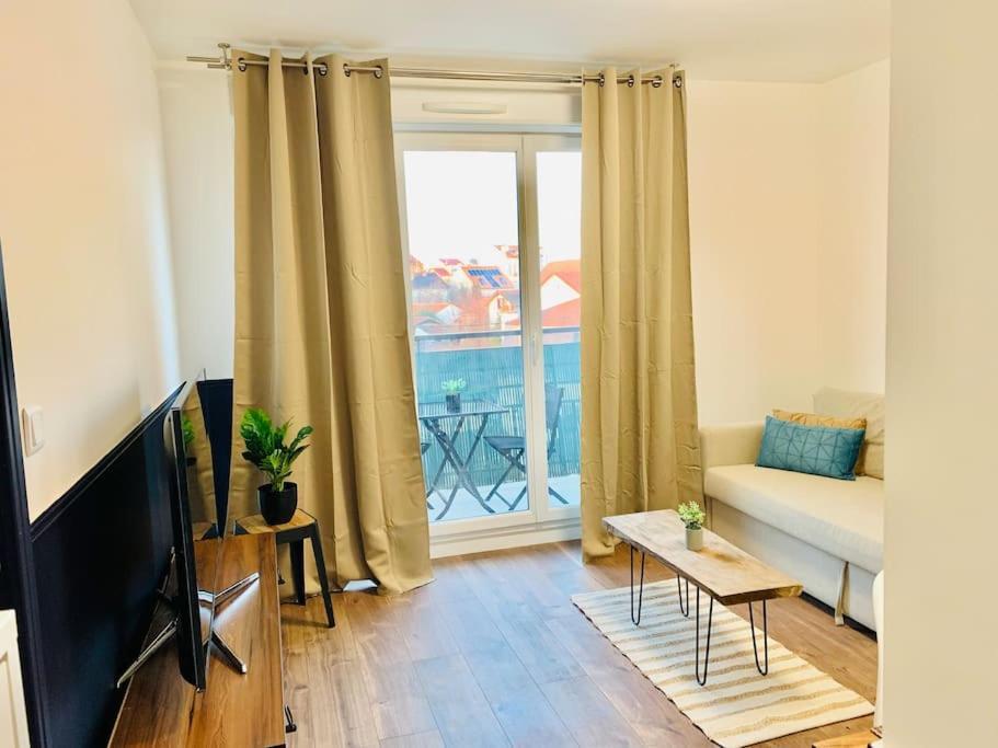Appartement T2 Ideal Pour Familles Ou Sejour D Affaire อาร์ฌ็องเตย ภายนอก รูปภาพ