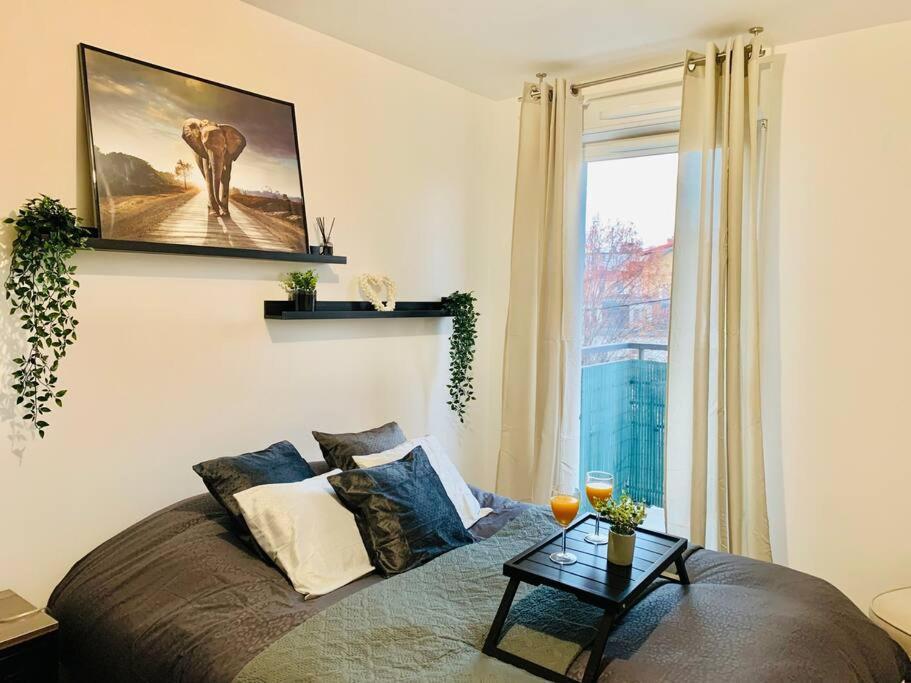 Appartement T2 Ideal Pour Familles Ou Sejour D Affaire อาร์ฌ็องเตย ภายนอก รูปภาพ